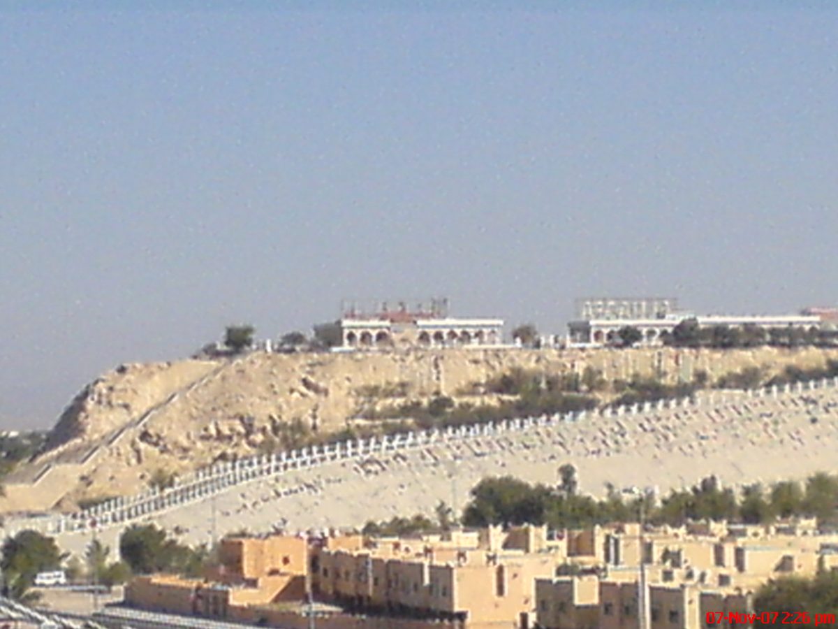 Jabal Hafit — Top of Jebel Hafeet By Eng. Fadi Fayyadh Al Toubeh - panoramio.jpg